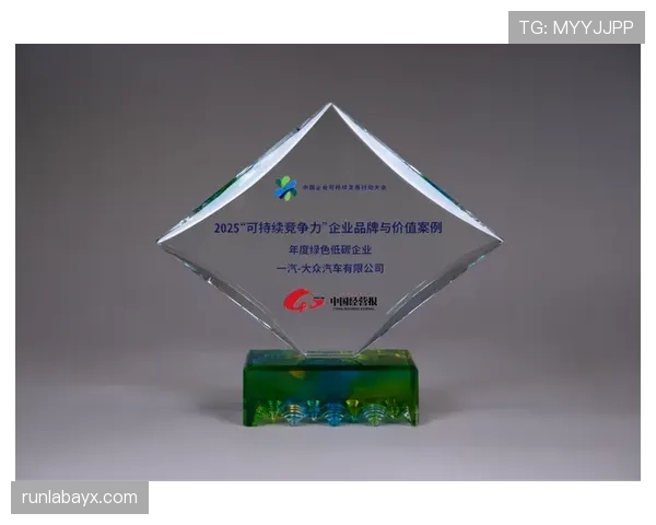 埃因霍温推行全新转会策略，聚焦年轻天才与可持续发展，竞争力显著提升