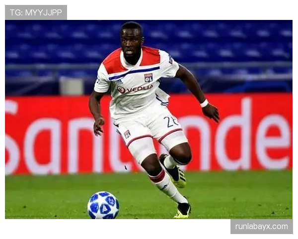 恩东贝莱里昂生涯回顾:中场核心表现稳健,竞争力持续提升 恩东贝莱里昂生涯回顾:中场核心表现稳健,竞争力持续提升