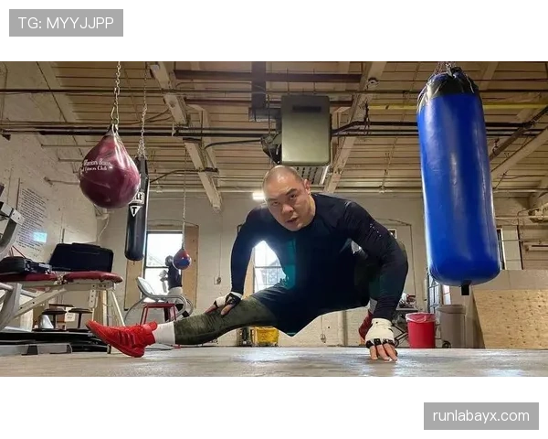 张志磊打完比赛直接去超市抢打折鸡蛋？